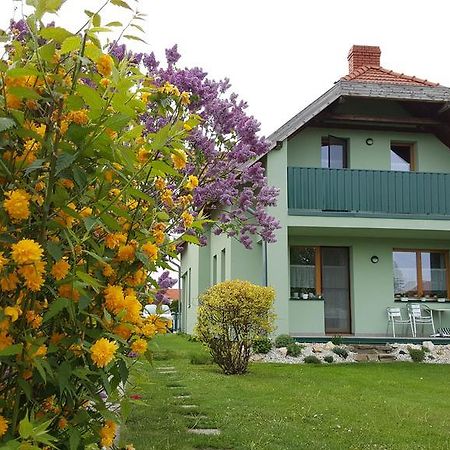 Apartman Nora Ii. Bük Екстериор снимка
